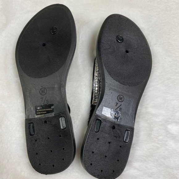 Gold Toe | Black Rhinestone Flip-Flop's Sandals, size 7/8 - Picture 7 of 9
